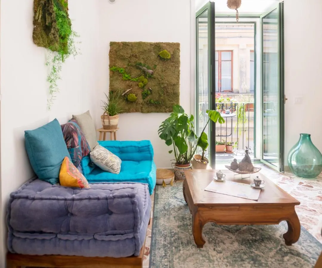 A Calata Bed & Breakfast Noto 2*,